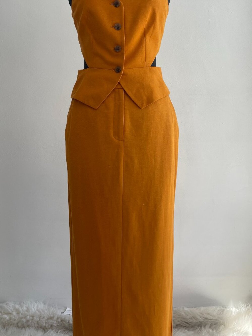 Express Orange Linen-Blend High-Waisted Tailored Midi Skirt - Picture 2 of 5